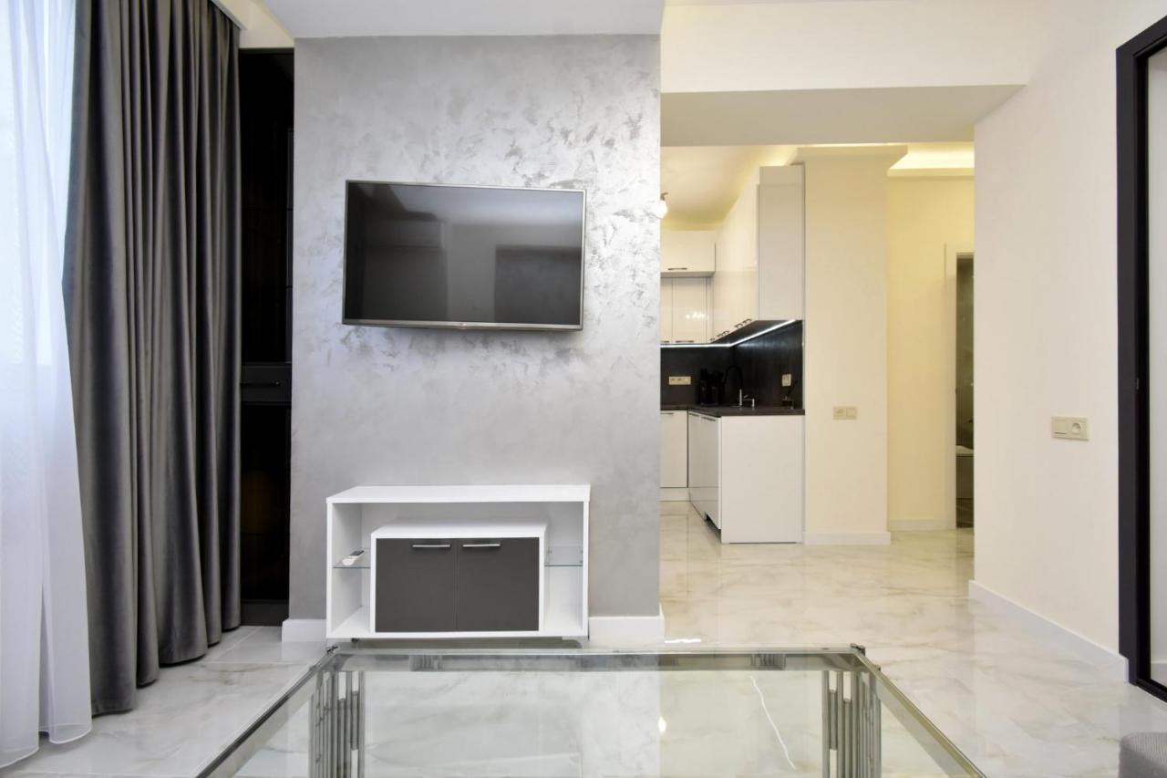 Apart House In Centr Koghbaci Strit Erivan Exterior foto